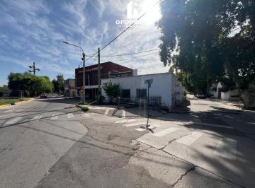 Local comercial · 2600m² · Openhouse Ofrece a La Venta Importante Propiedad Industrial con Excelente Distribución y Gran Potenc