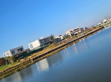 Terreno · 878m² · Excelente Terreno a La Laguna con Escritura Área 9
