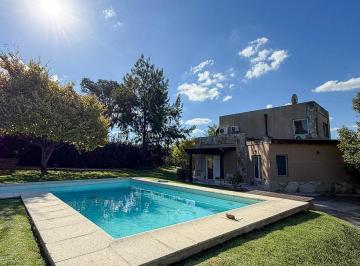 Casa · 142m² · 4 Ambientes · 2 Cocheras · Moderna Casa 4 Amb con Vista Abierta - Sierra de Los Padres