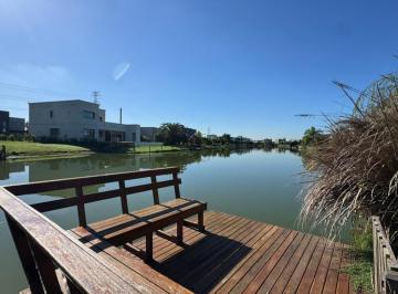 Casa · 120m² · 4 Ambientes · Casa en Una Planta con Pileta a La Laguna | Barrio Santa Isabel I | Escobar