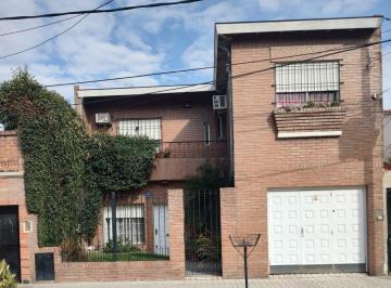 Casa de 6 ambientes, La Matanza · Casa de 6 Ambientes en Dos Plantas