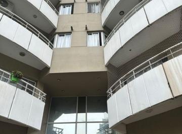 Departamento de 3 ambientes, Caballito · 3 Ambientes Impecables - Amoblado, Al Frente con Balcón