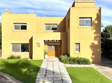 Casa · 192m² · 6 Ambientes · 2 Cocheras · Casa Venta 6 Ambientes Barrio La Herradura Lote de 614 m² Pilar