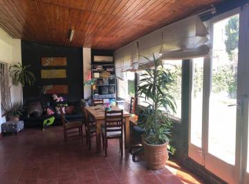 Casa · 150m² · 4 Ambientes · 2 Cocheras · Casa en Venta - 3 Dorm. 1 Baño - Patio y Pileta - 450 m² - Ezpeleta Este