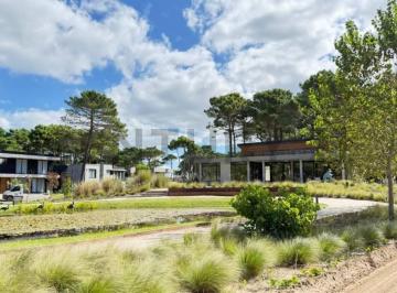 Terreno · 887m² · Lote en Venta en Pinamar Barrio Pioneros