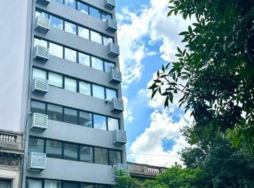 Oficina comercial · 148m² · Alquiler Espectacular Oficina Duplex a Estrenar - Excelente Ubicacion - Bajas Expensas