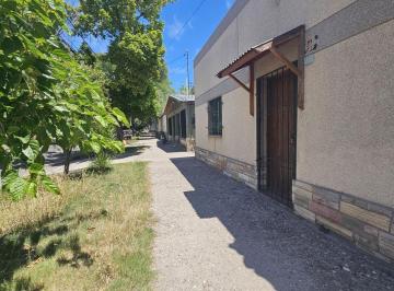 Casa · 106m² · 5 Ambientes · 2 Cocheras · Casa a Refaccionar Calle Cabildo Entre Lugones y Cornu