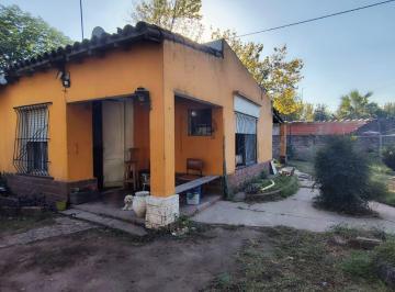 Casa · 70m² · 3 Ambientes · 1 Cochera · Casa en Venta