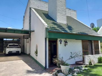 PH · 70m² · 3 Ambientes · 2 Cocheras · PH en Adrogue