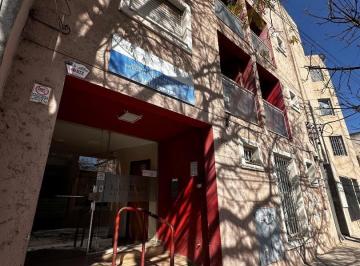 Departamento · 40m² · 2 Ambientes · Se Vende Depto de 1 Dorm Sobre 9 de Julio 2300 Alto Alberdi