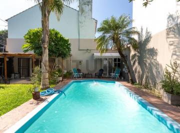 Casa · 200m² · 4 Ambientes · 2 Cocheras · Venta Permuta Casa 4 Amb + Oficina en Villa Ballester Apto Credito Cochera Pileta