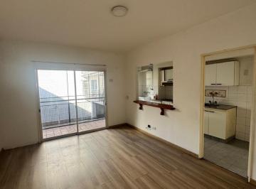 Departamento de 3 ambientes, Floresta · Alquiler de Hermoso 3 Ambientes con Balcon en Chacarita
