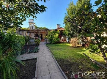 PH · 85m² · 3 Ambientes · PH Al Frente con Jardin