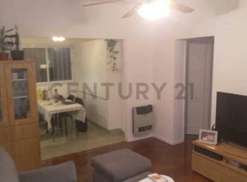 Departamento · 70m² · 4 Ambientes · Venta Departamento 4 Ambientes - Primer Piso - Refaccionado a Nuevo - Barrio Gral. San Martín Villa