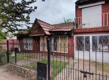 Casa · 118m² · 4 Ambientes · 2 Cocheras · Casa en Venta