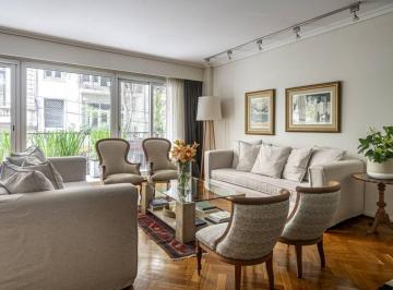 Departamento · 182m² · 5 Ambientes · 1 Cochera · Uruguay y Arenales