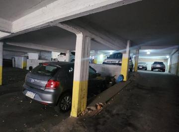 Garage , Lanús · Cochera en Venta Lanus Oeste