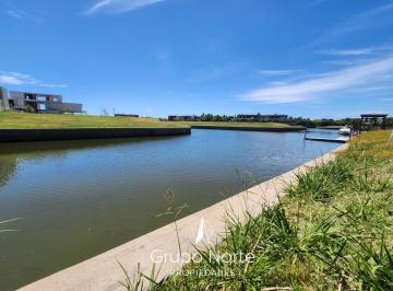 Terreno · 884m² · Lote Al Río en Venta en Barrio El Yacht, Nordelta.