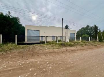 Depósito · 748m² · 2 Ambientes · Depósito en Venta - 1 Ambiente - 2 Toilettes - Bahía Blanca