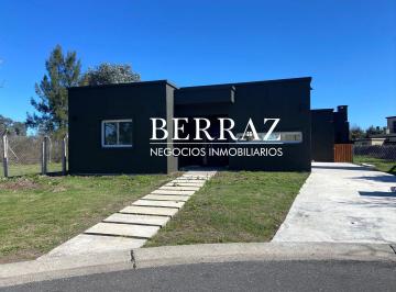 Casa · 145m² · 5 Ambientes · 2 Cocheras · Casa Venta 3 Dorm. Barrio San Alfonso Lote de 518 m² Pilar del Este