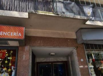 Departamento de 3 ambientes, Palermo · Departamento Al Frente con Balcon de 3 Ambientes con Dependencia