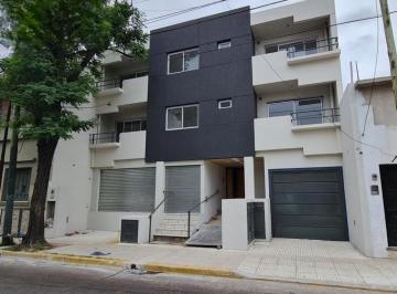 Departamento · 39m² · 2 Ambientes · Departamento 2 Ambientes en Planta Baja con Patio a Estrenar, Superficie Total 83 m².