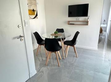 Departamento · 37m² · 2 Ambientes · Bolívar 2200 - 2 Ambientes Al Frente con Balcón Terraza, Reciclado y Amoblado.