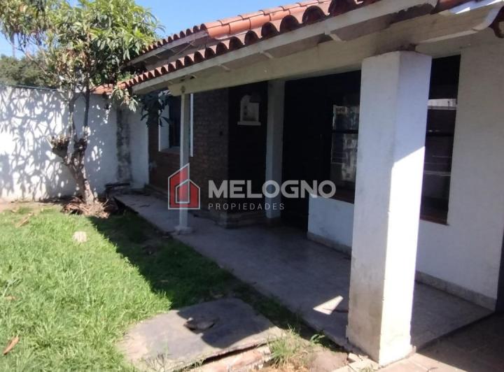 Casa · 61m² · 2 Ambientes · 1 Cochera