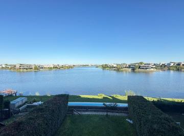 Departamento · 120m² · 3 Ambientes · 1 Cochera · Venta Dto en Acqua Rio