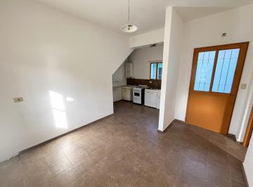 Casa · 80m² · 5 Ambientes · Alquiler Casa 3 Dorm. - Galvez/iriondo