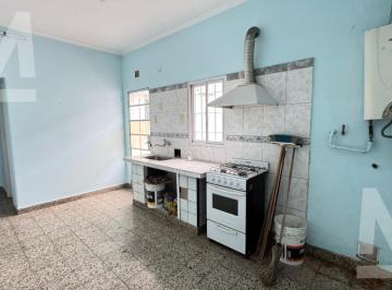 Departamento · 70m² · 3 Ambientes · Departamento117 Entre 69 y 70