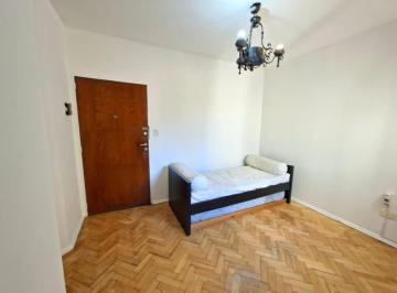 Departamento de 2 ambientes, Almagro · Alquiler en Almagro: Dos Ambientes Luminoso con Excelente Ubicación
