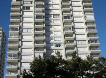 Foto1 · Apartamento en Alquiler Temporal de 3 Dorm., Punta del Este
