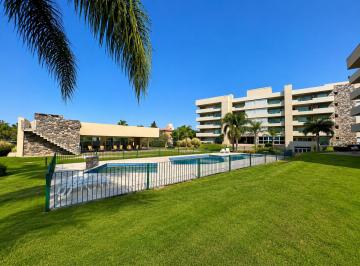 Departamento de 3 ambientes, Córdoba · Maitei Condominio Privado - 2 Dorm. 2 Cocheras - Escritura