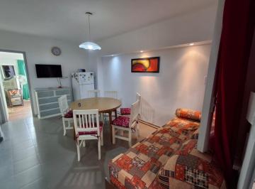 Departamento · 31m² · 2 Ambientes · Excelente Departamento a Pasos del Mar.