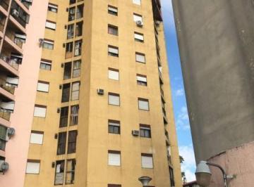 Departamento · 49m² · 3 Ambientes · 1 Cochera · Venta con Renta de Departamento en San Martin
