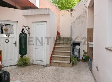 PH · 54m² · 3 Ambientes · Venta PH Interno 3 Ambientes en Primer Piso, Lomas de Zamora Centro