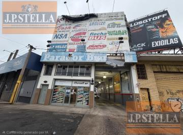 Bodega-Galpón · 654m² · Galpón y Local de Losa y Techo de Chapa 654 m² S/ Av con Frente a 2 Calles - San Justo