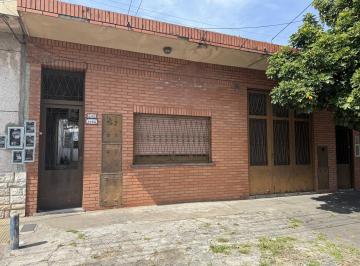 Casa · 255m² · 6 Ambientes · Venta en Bloque - 5 Unidades - Villa Bonich