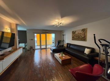 Departamento · 250m² · 10 Ambientes · Departamento de 3 Pisos en Barrio Cofico