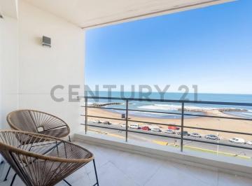 Departamento · 67m² · 3 Ambientes · 1 Cochera · Tres Ambientes C/cochera Vista Plena Al Mar en La Perla Edificio Joven