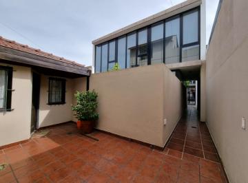 PH · 218m² · 4 Ambientes · 1 Cochera · Venta PH en Block en Excelente Zona