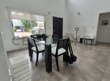 Casa · 149m² · 4 Ambientes · 3 Cocheras · Casa en Venta Barrio Sausalito