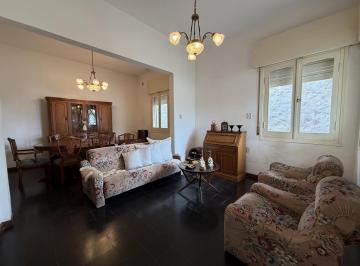 Casa · 138m² · 4 Ambientes · Venta – Casa con 3 Dorm. y Patio en Cañada de Gómez.