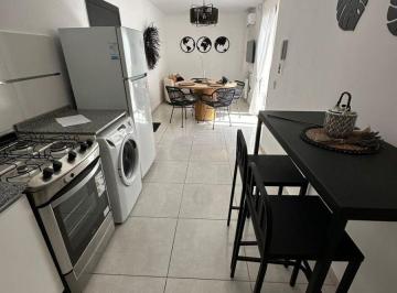 Departamento de 3 ambientes, Córdoba · Venta Moderno Departamento Amueblado en Planta Baja con Patio – 2 Dorm. en General Paz.