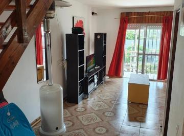 Departamento · 80m² · 4 Ambientes · Departamento en Venta - 2 Dorm. 2 Baños - Santa Teresita