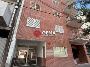 Departamento · Departamento en Alquiler en Calle Sarmiento Al 700