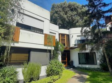 Casa · 172m² · 5 Ambientes · 2 Cocheras · Excelente Casa en Club El Carmen. Berazategui.