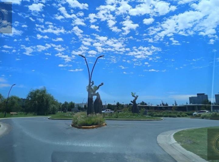 Terreno · 904m²