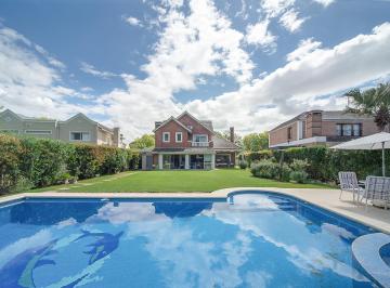 Casa · 185m² · 5 Ambientes · 1 Cochera · Venta Casa de 5 Ambientes con Pileta, Barrio Cerrado Septiembre, Escobar